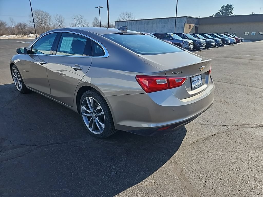 Used 2025 Chevrolet Malibu LT FWD image 5
