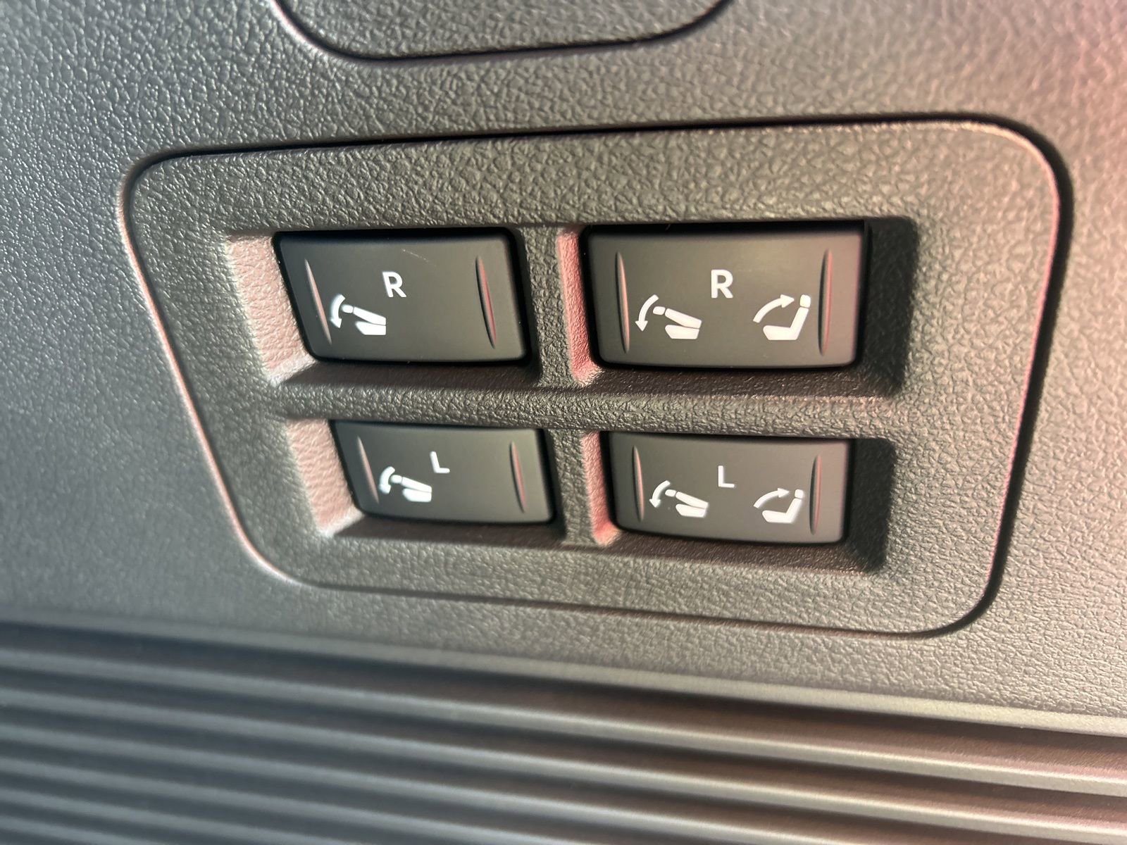 New 2026 Nissan Armada PRO-4X image 12