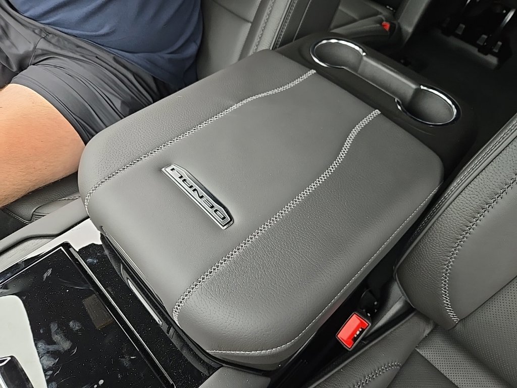 New 2026 GMC Yukon Denali AWD/4WD image 34