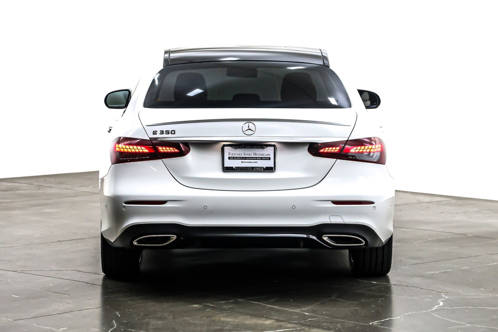 Used 2022 Mercedes-Benz E 350 Sedan w/ AMG Line Exterior image 5