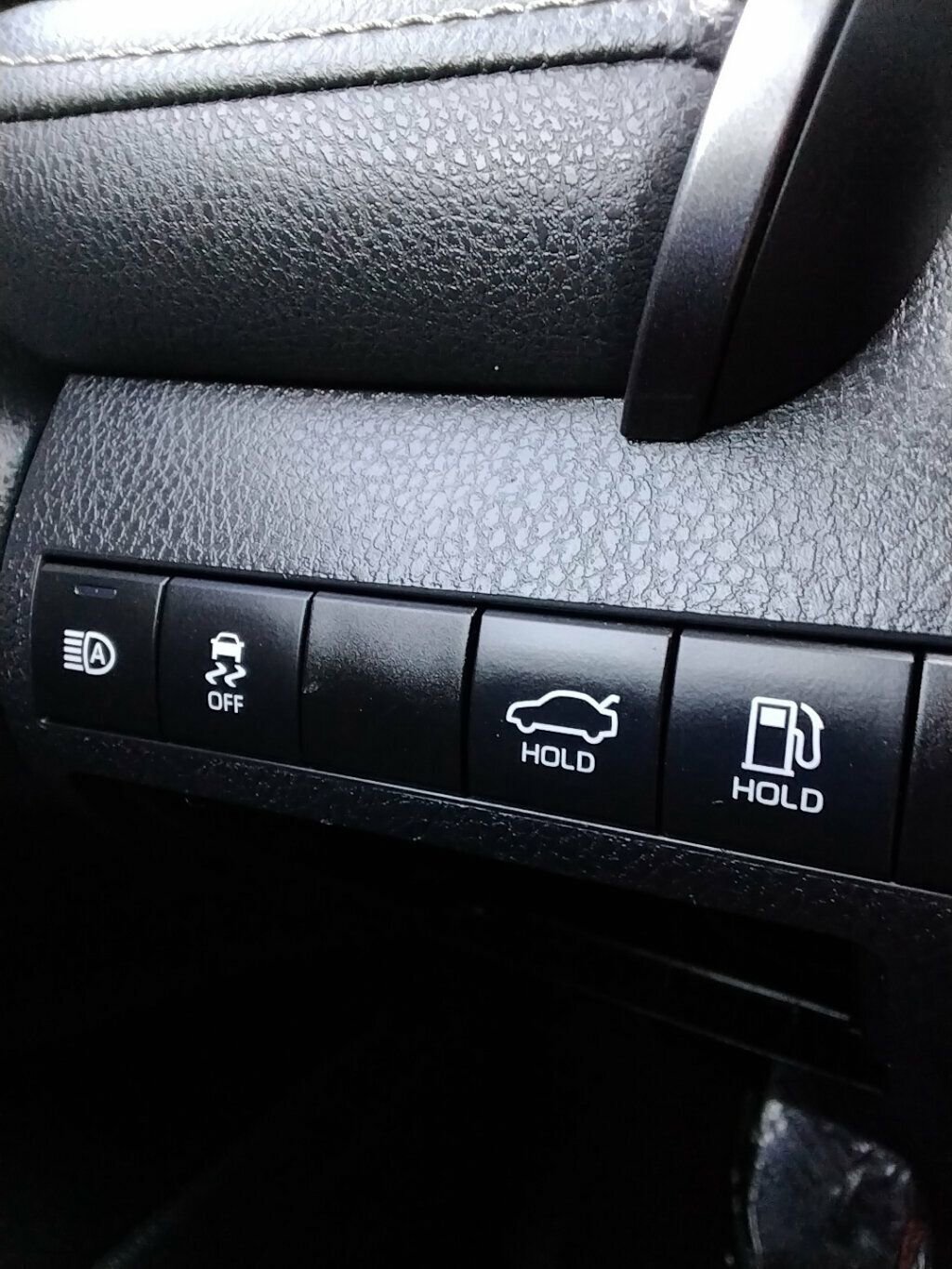 Used 2019 Toyota Camry XSE FWD image 23