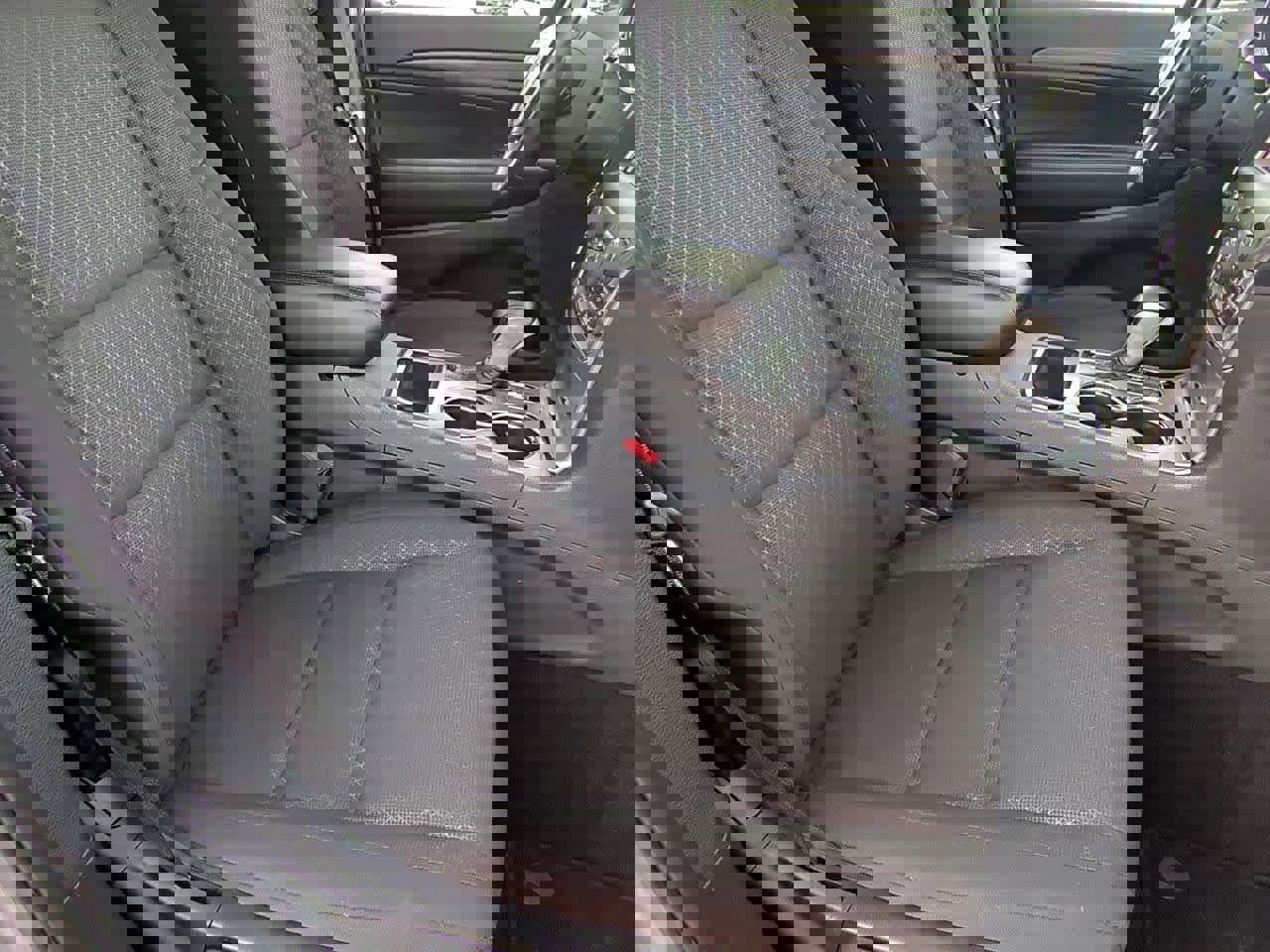 Used 2020 Jeep Grand Cherokee Laredo w/ Security & Convenience Group image 21