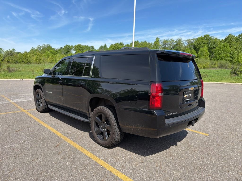 Used 2019 Chevrolet Suburban LT AWD/4WD image 6