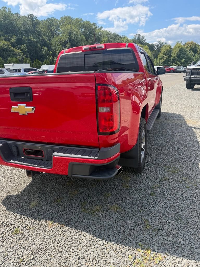 Used 2017 Chevrolet Colorado Z71 AWD/4WD image 7
