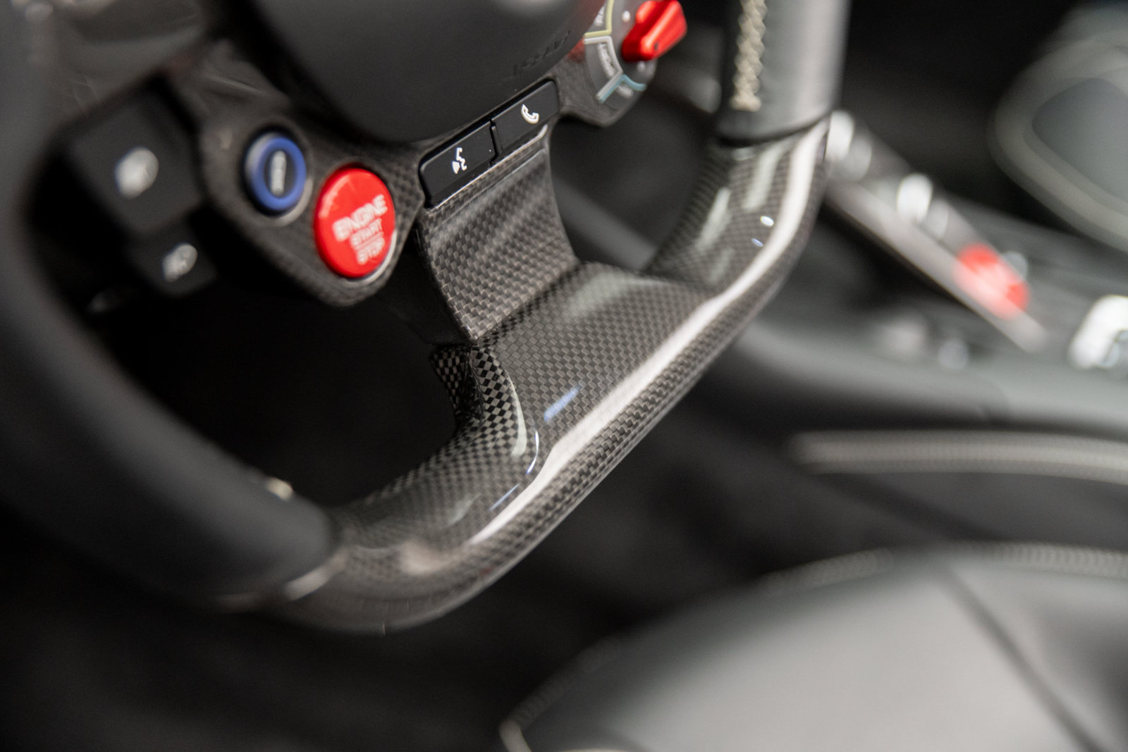 Used 2022 Ferrari 812 GTS RWD image 29