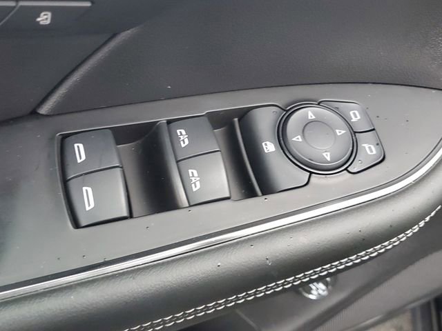 Certified 2023 Buick Envision Essence w/ Sport Touring Package image 17