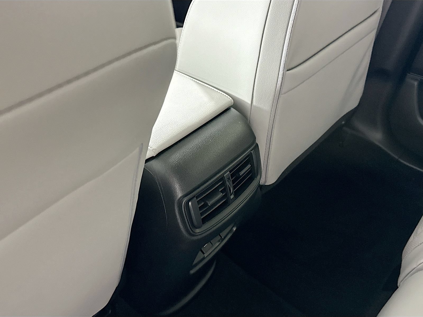 Used 2018 Honda CR-V EX-L image 23