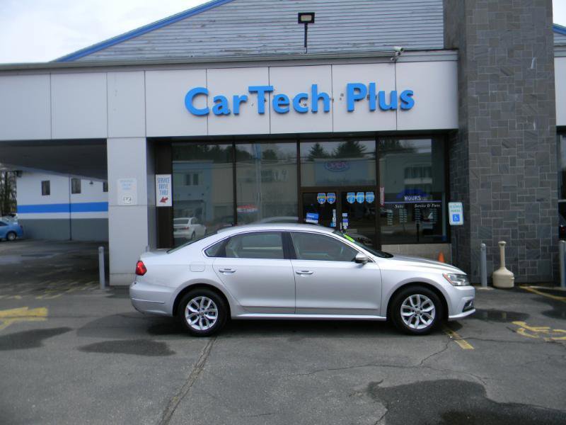 Used 2017 Volkswagen Passat 1.8T S image 5