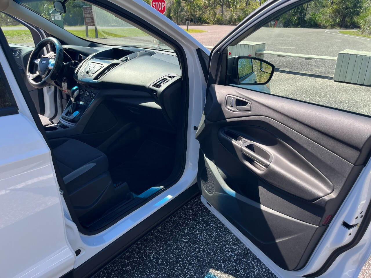 Used 2014 Ford Escape S image 21