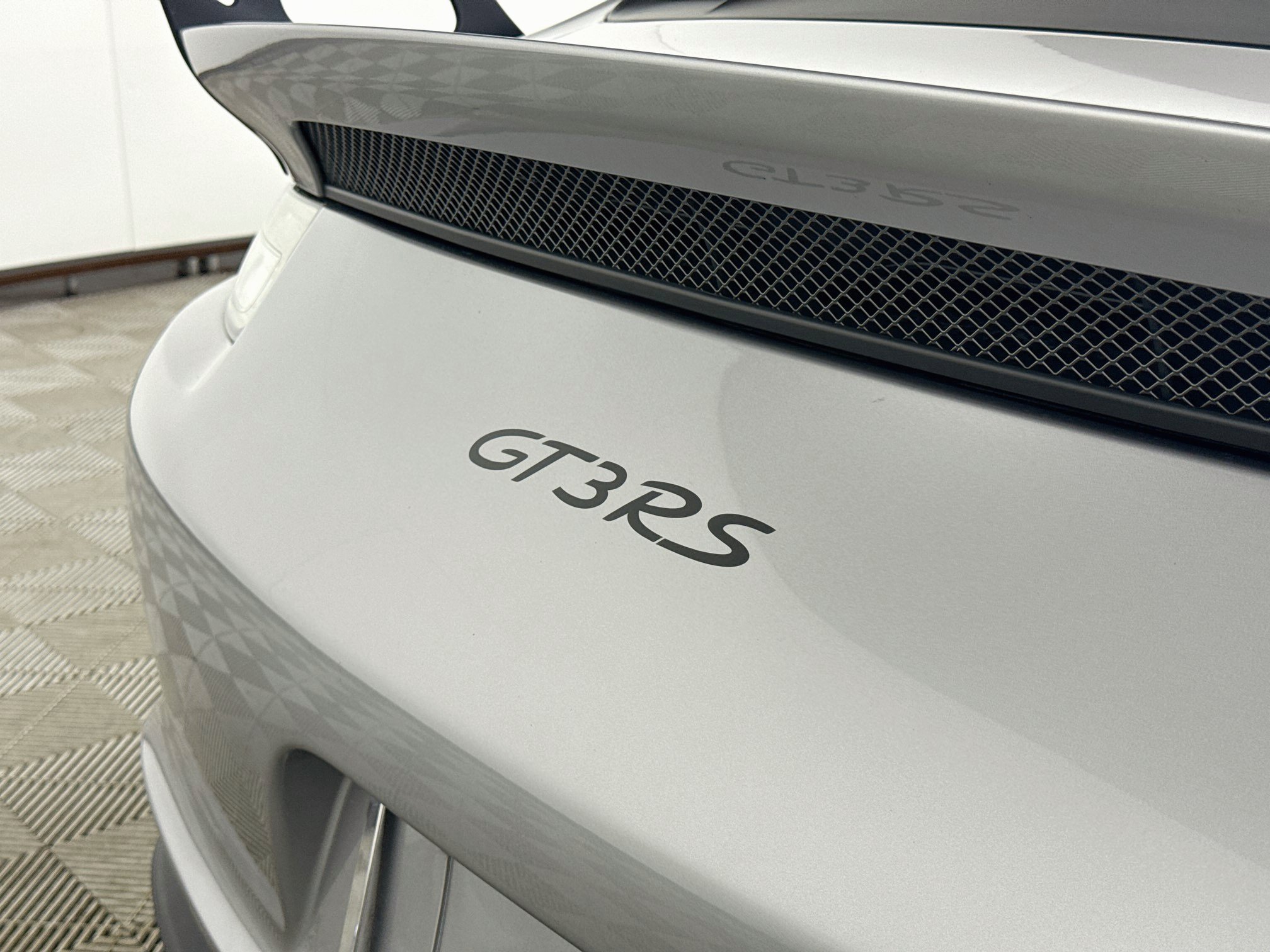 Certified 2016 Porsche 911 GT3 RS RWD image 24