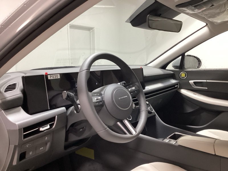 New 2026 Hyundai Sonata SEL FWD image 18