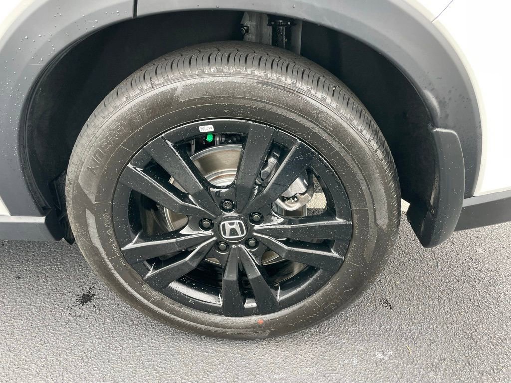 Certified 2026 Honda HR-V Sport image 42