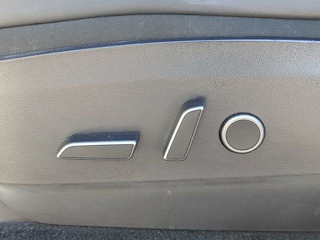 Used 2022 Tesla Model Y Performance image 22