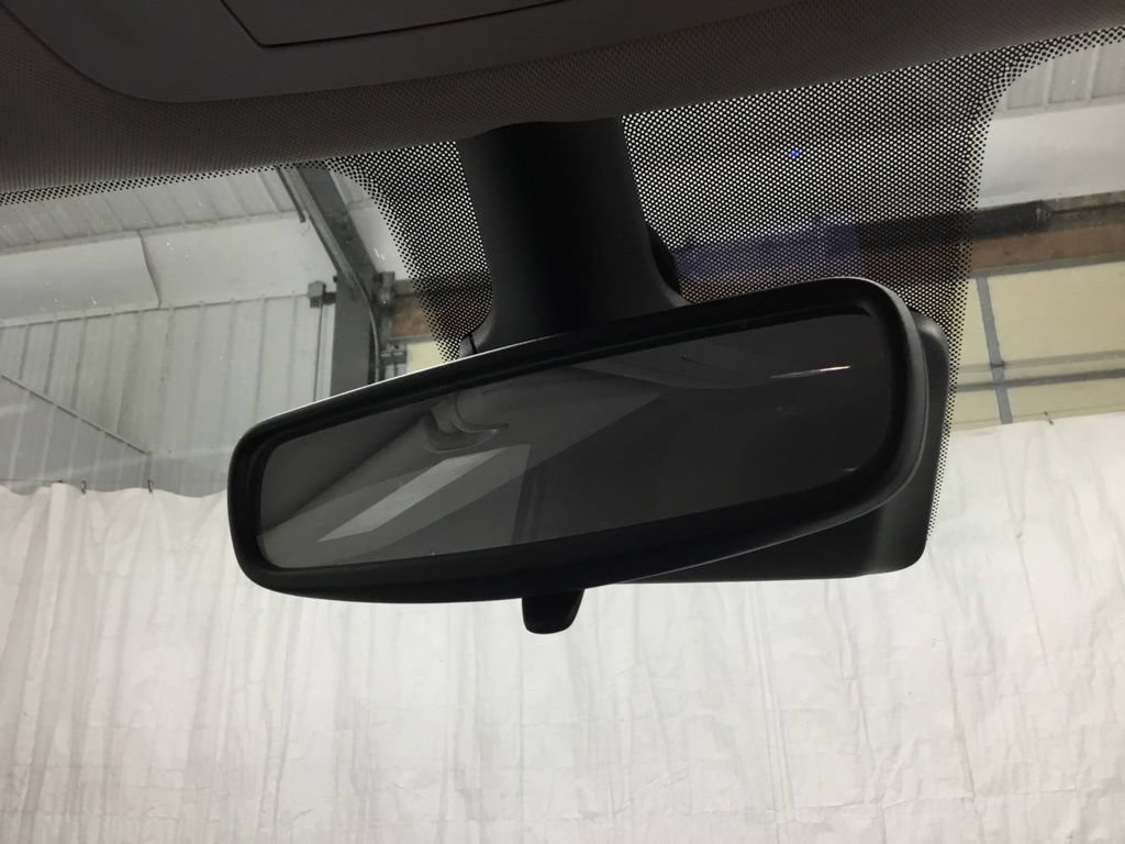 Used 2023 Chrysler Pacifica Touring-L AWD/4WD image 33