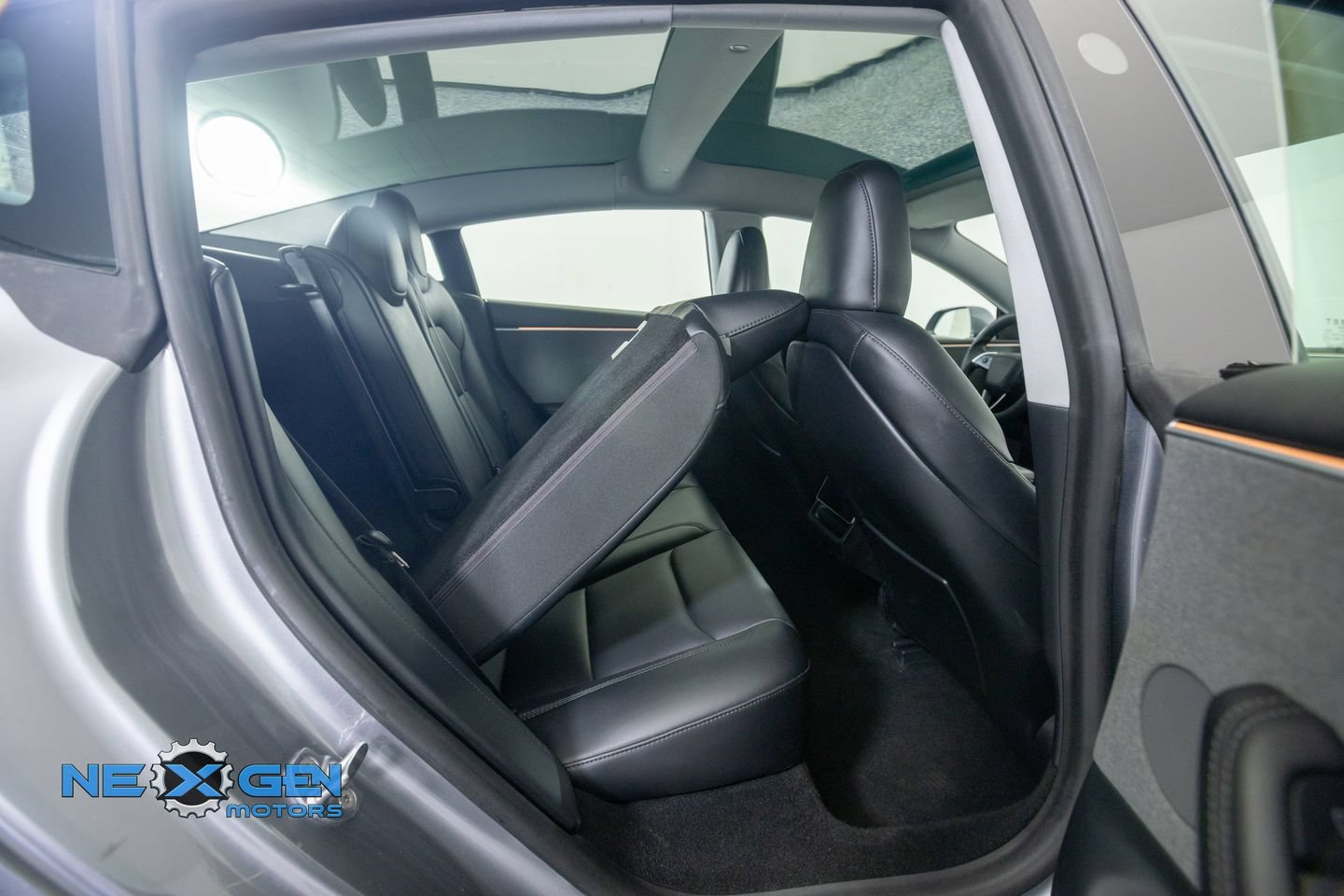 Used 2025 Tesla Model 3 Long Range RWD image 35