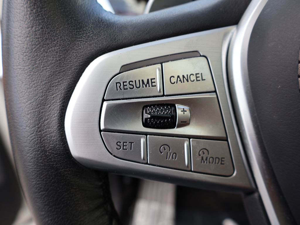 Used 2023 BMW X7 xDrive40i w/ Executive Package image 49