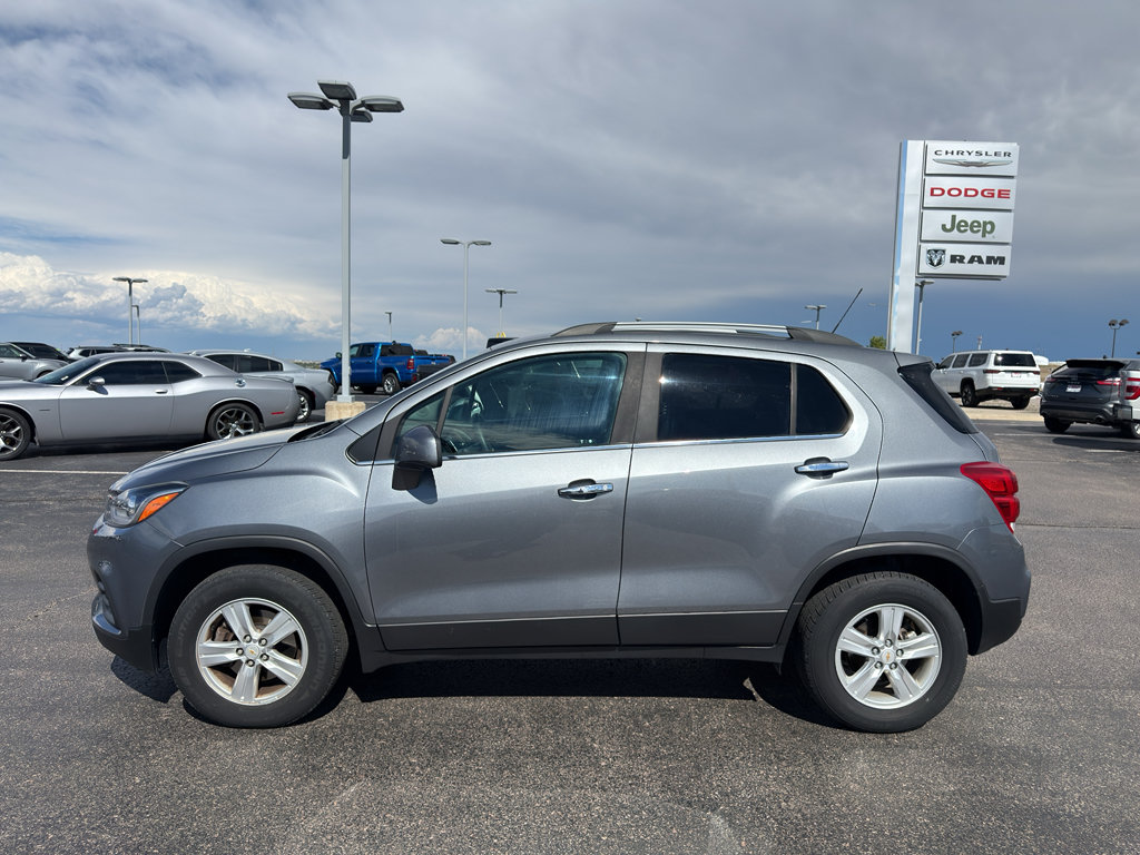 Used 2019 Chevrolet Trax LT w/ LT Convenience Package AWD/4WD image 7