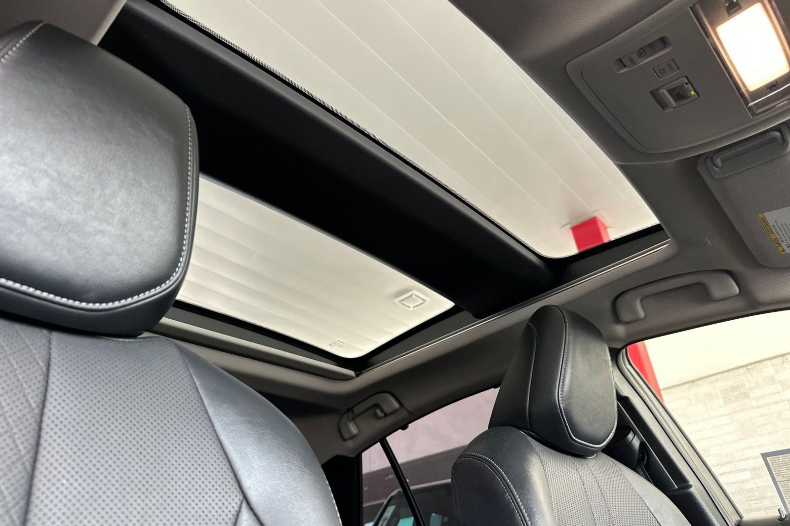 Certified 2021 Toyota Mirai RWD image 17