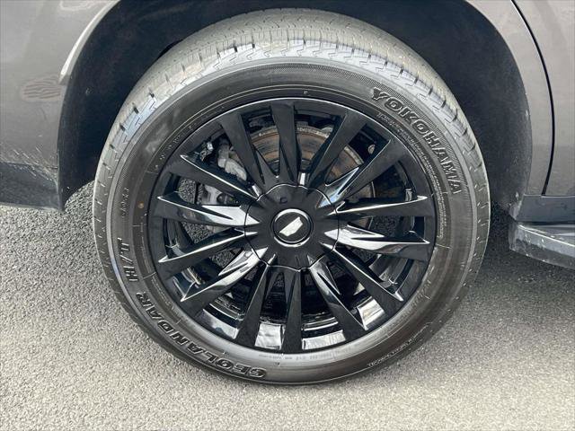 Used 2021 Cadillac Escalade Premium Luxury AWD/4WD image 8