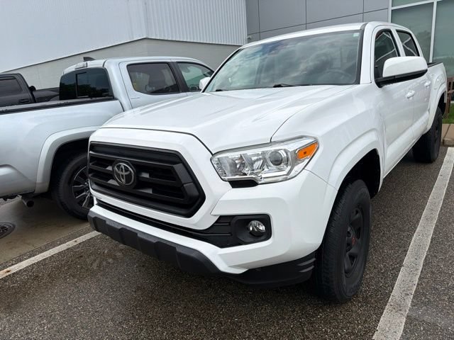 Used 2023 Toyota Tacoma SR AWD/4WD image 4