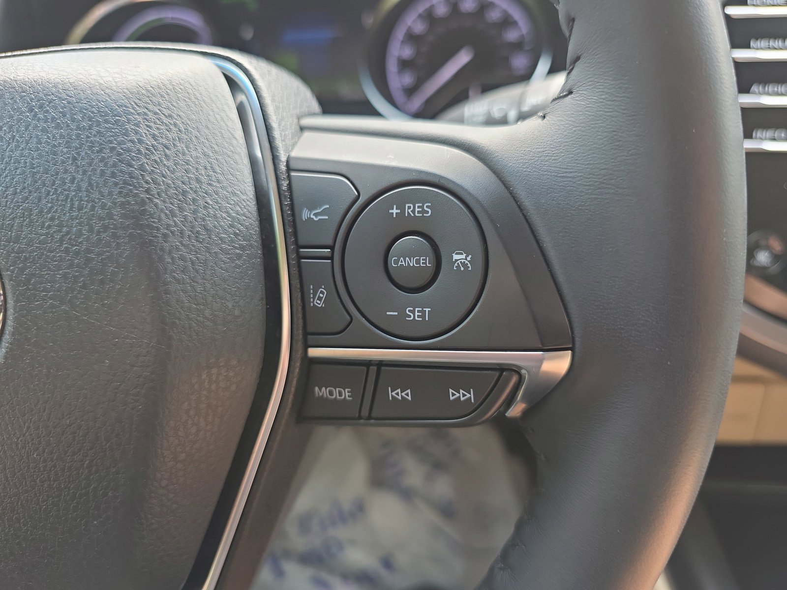 Used 2018 Toyota Camry XLE FWD image 20