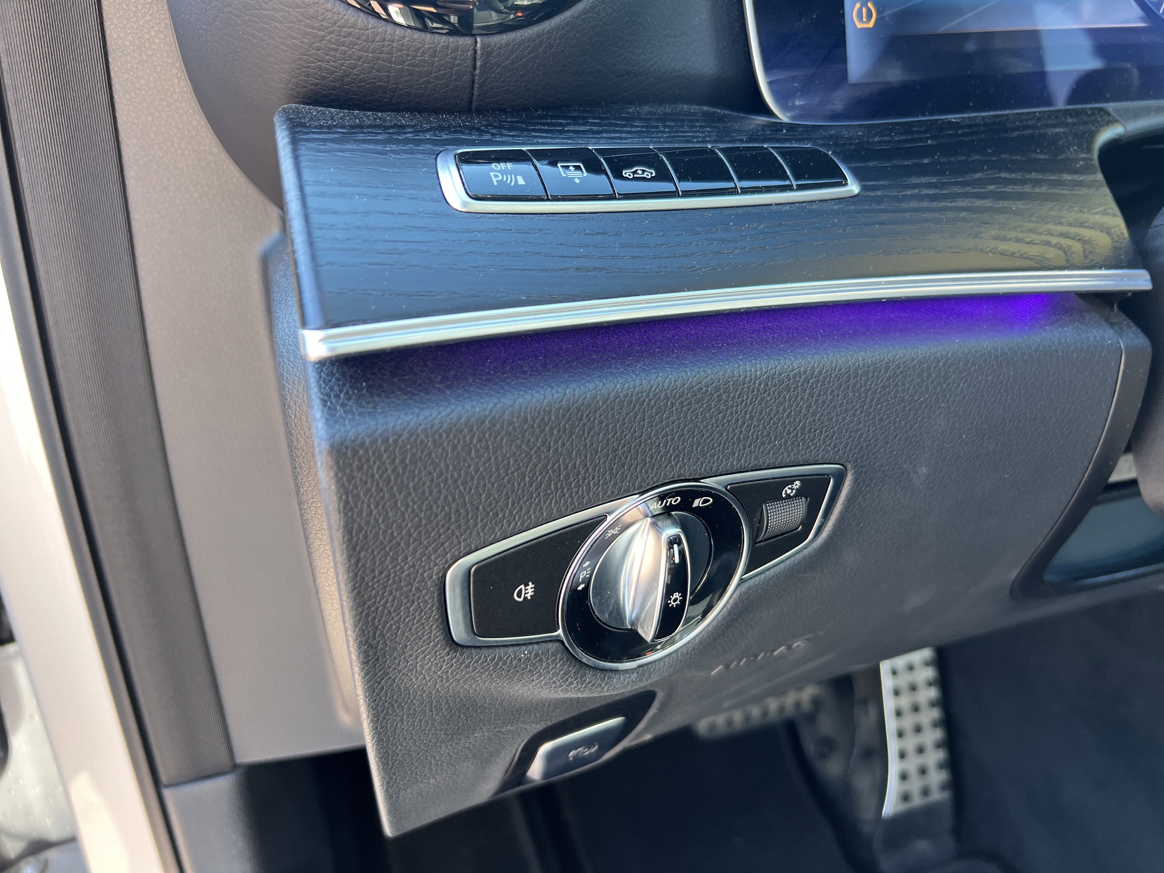 Used 2018 Mercedes-Benz E 43 AMG 4MATIC Sedan image 37