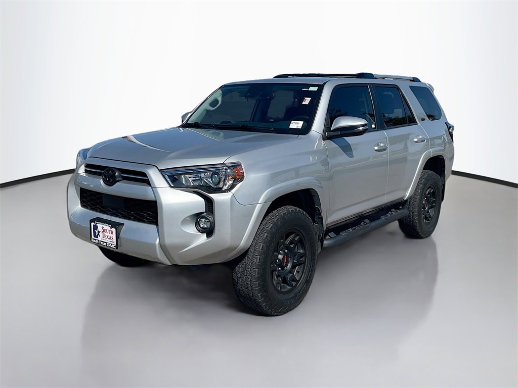 Used 2023 Toyota 4Runner SR5 Premium image 3