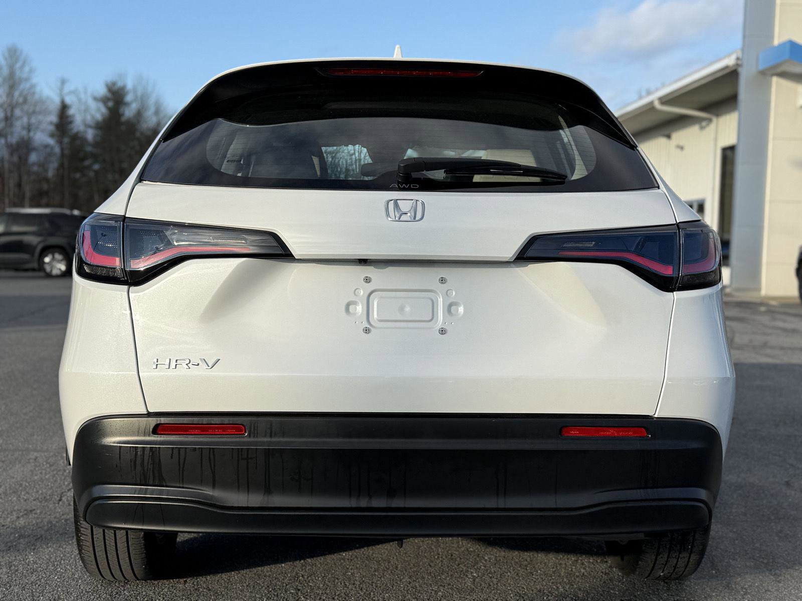 Certified 2023 Honda HR-V LX image 6