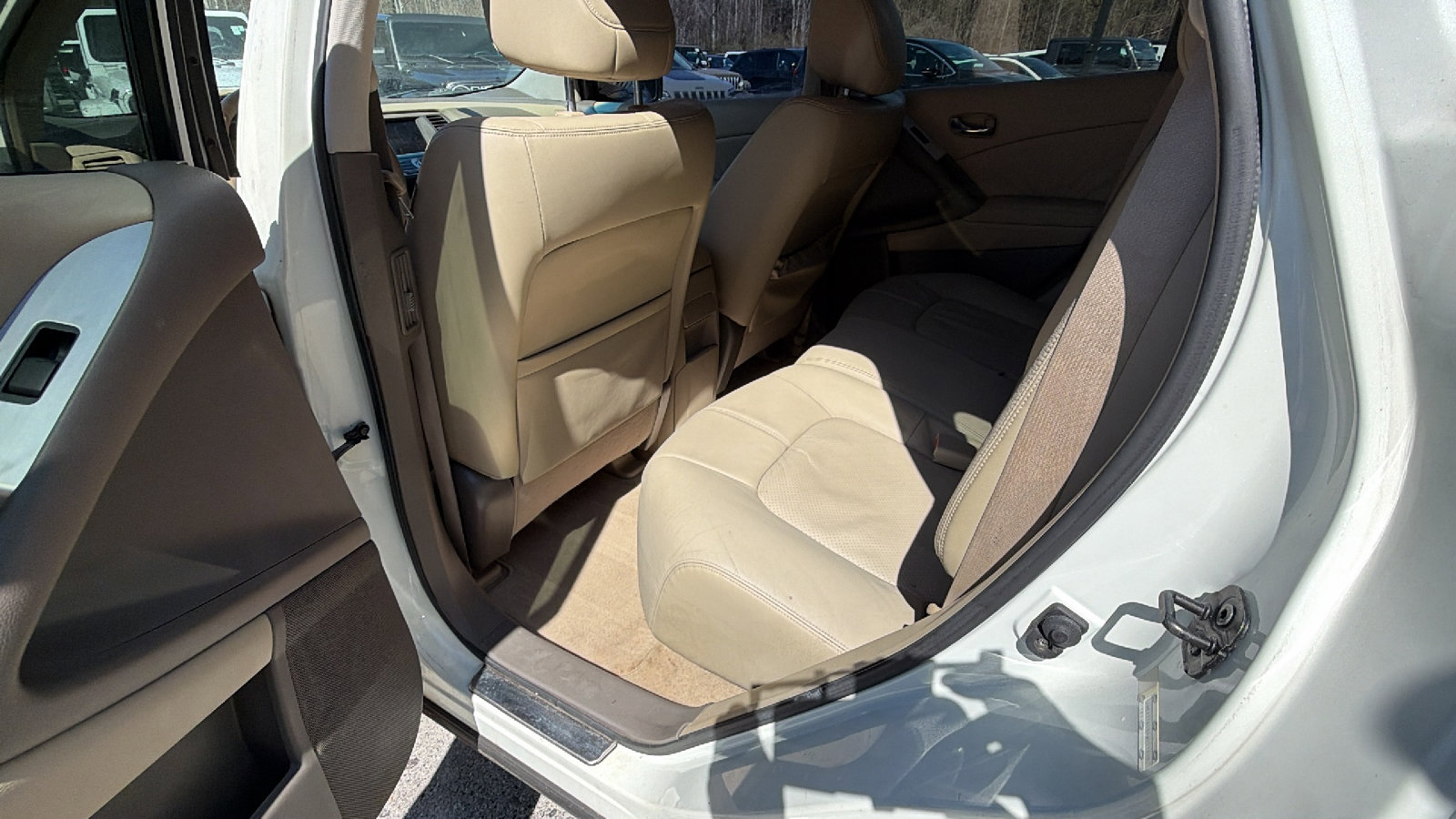 Used 2009 Nissan Murano SL w/ Leather Pkg image 16