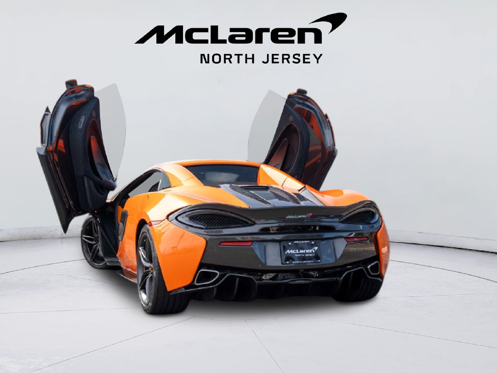 Used 2018 McLaren 570S Spider RWD image 8