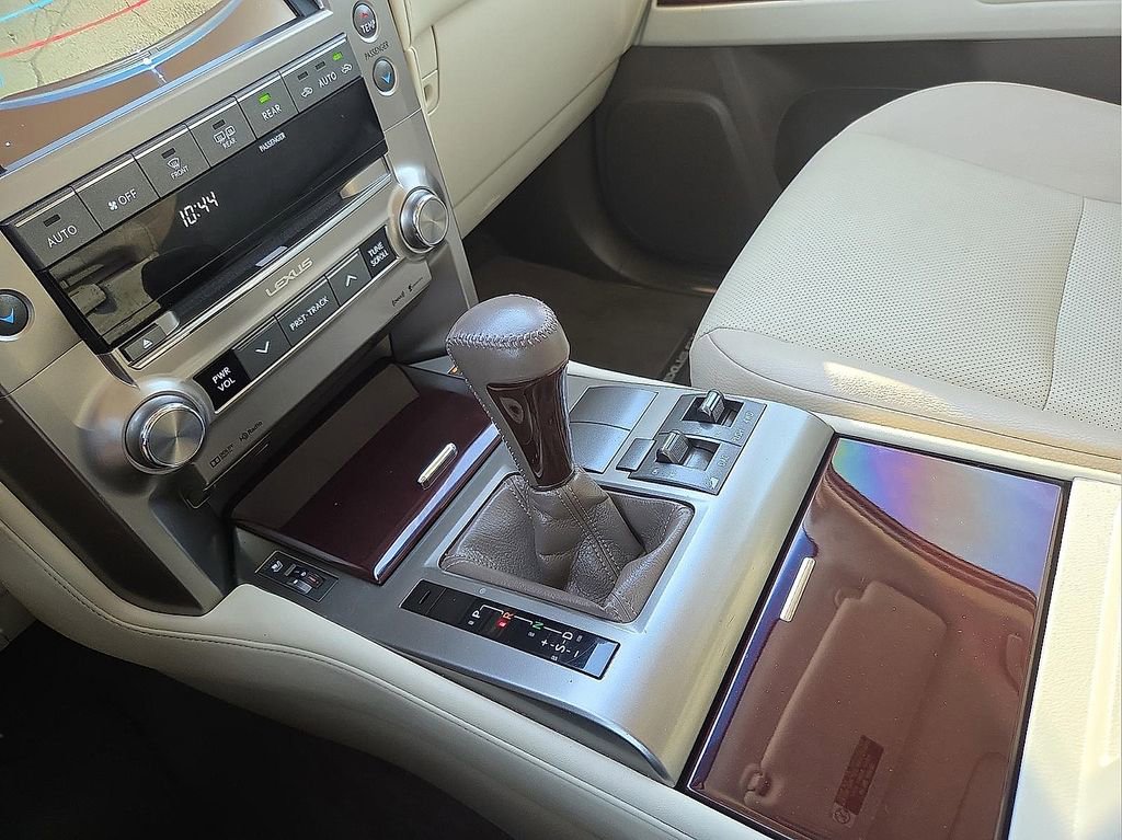 Used 2019 Lexus GX 460 Premium w/ Premium Package image 21