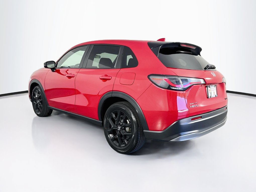 Used 2025 Honda HR-V Sport image 7