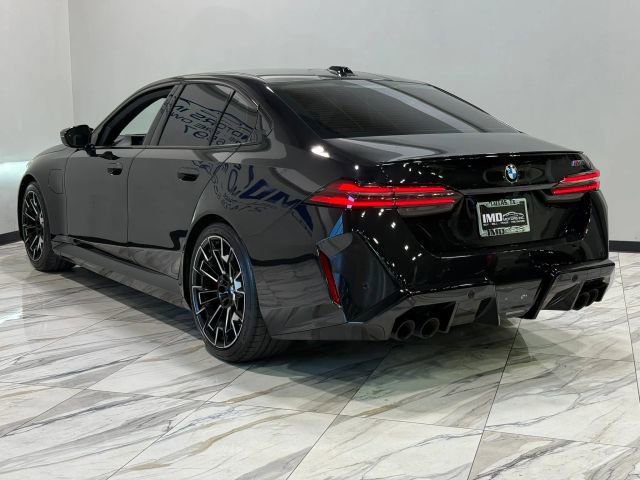 Used 2025 BMW M5 w/ Executive Package image 9