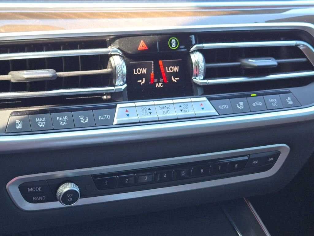 Used 2023 BMW X5 M50i w/ Executive Package AWD/4WD image 37