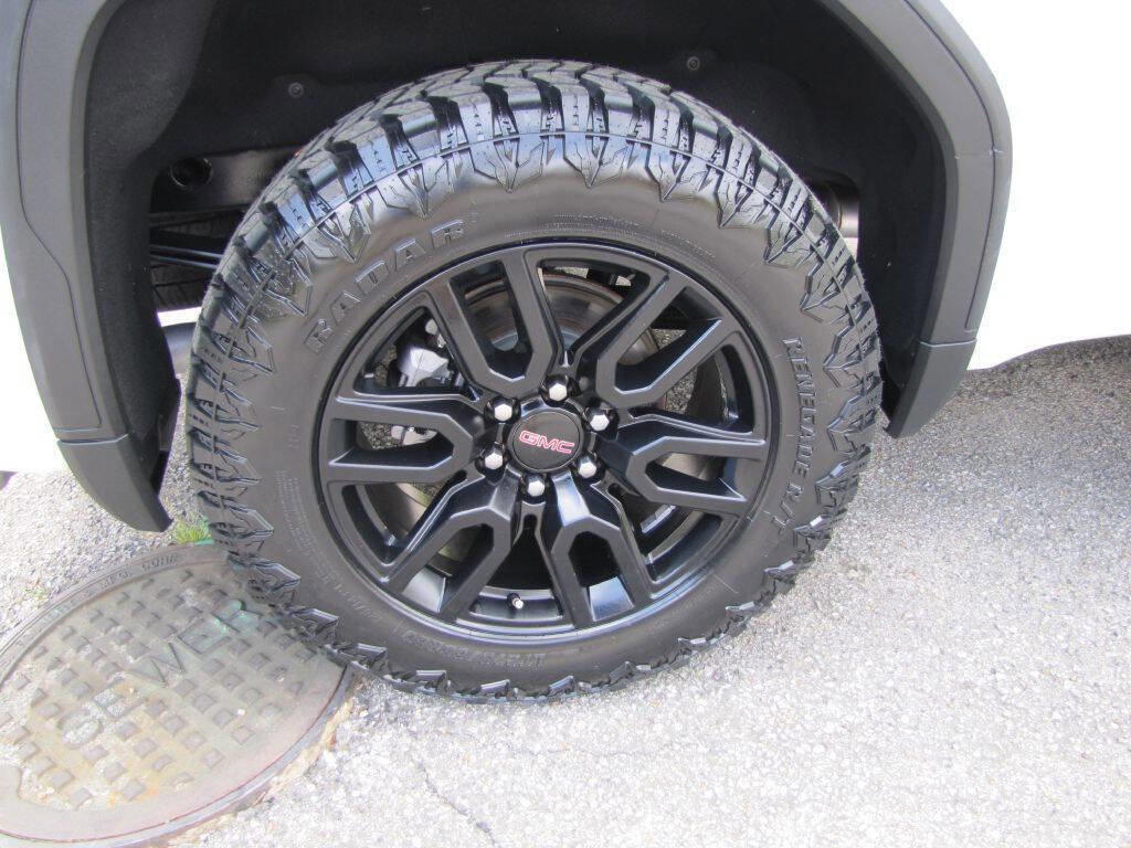 Used 2020 GMC Sierra 1500 Elevation w/ Elevation Value Package image 34