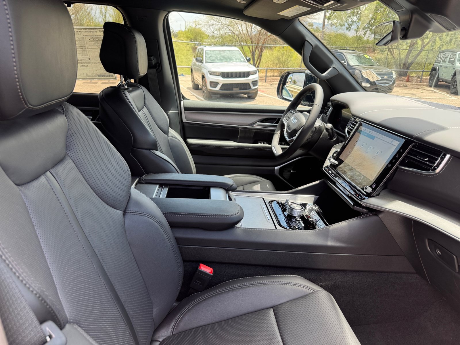 New 2026 Jeep Grand Wagoneer Limited AWD/4WD image 19