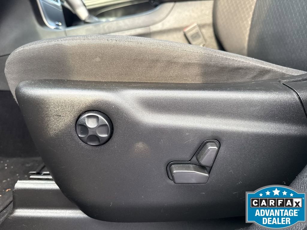 Used 2021 Jeep Grand Cherokee Laredo image 14