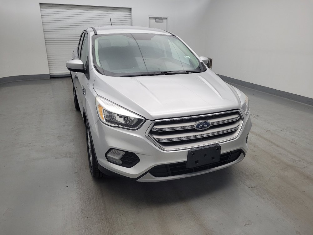 Used 2019 Ford Escape SE FWD image 14