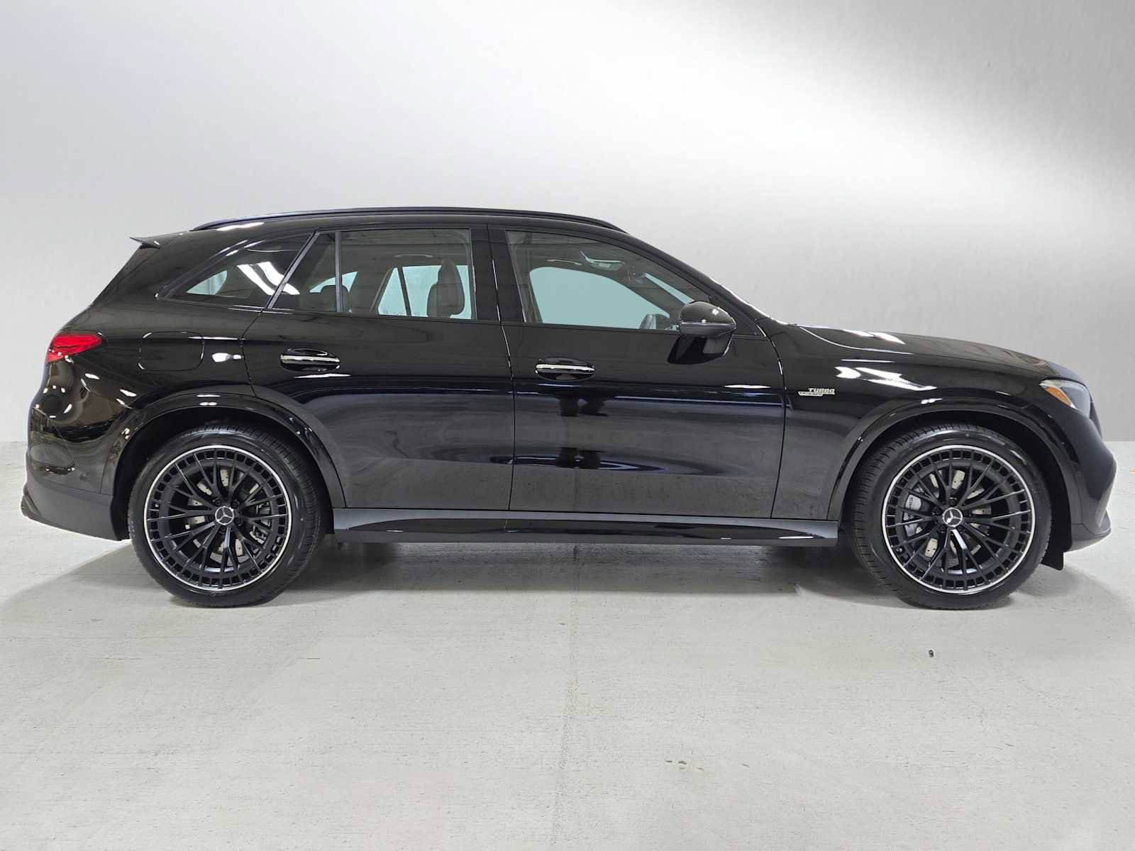 New 2026 Mercedes-Benz GLC 43 AMG 4MATIC image 2