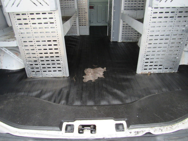 Used 2014 Chevrolet Express 2500 RWD image 24