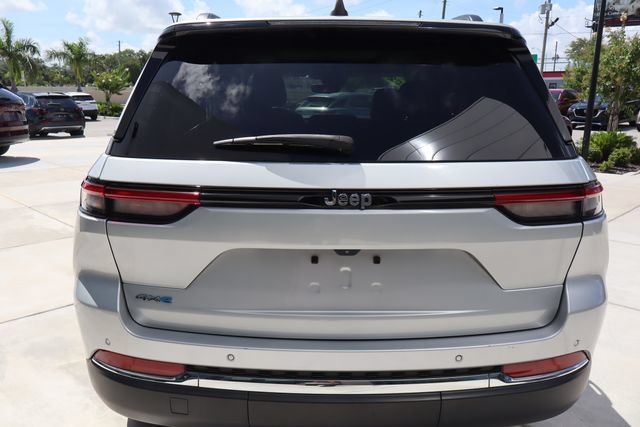 Used 2024 Jeep Grand Cherokee Limited 4xe AWD/4WD image 5