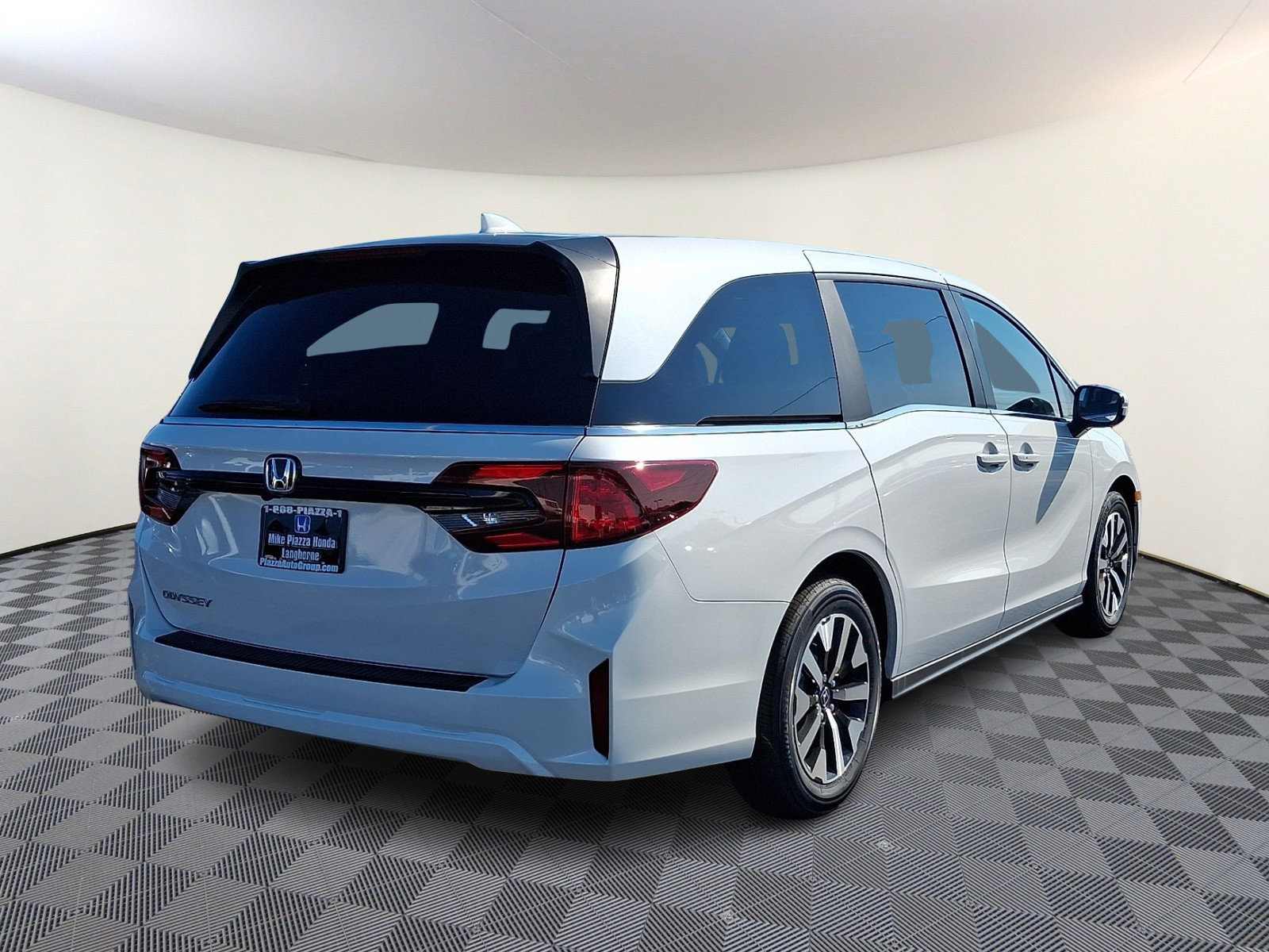New 2026 Honda Odyssey EX-L image 4