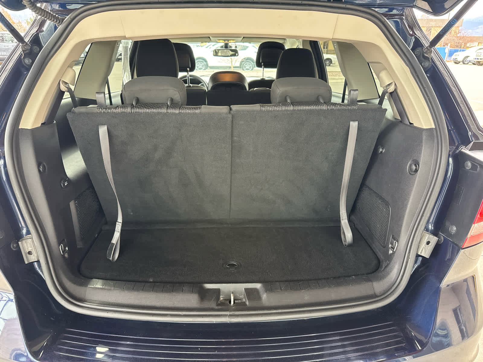 Used 2019 Dodge Journey SE image 36