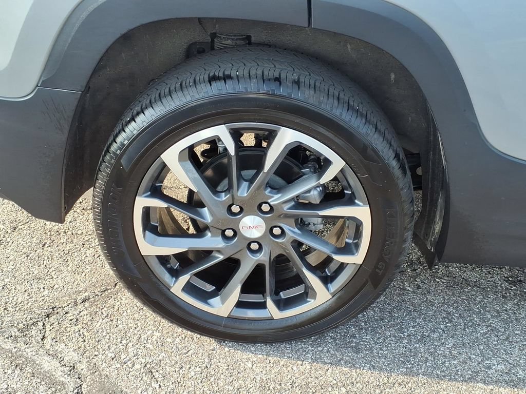 Certified 2023 GMC Terrain SLT w/ Tech Package AWD/4WD image 9