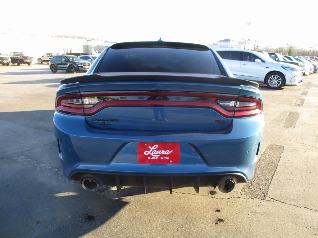 Used 2022 Dodge Charger R/T w/ Blacktop Package image 6