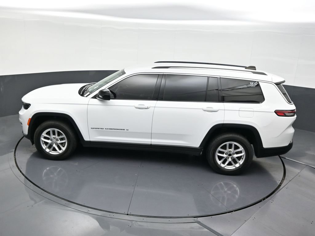 Used 2023 Jeep Grand Cherokee L Laredo image 18