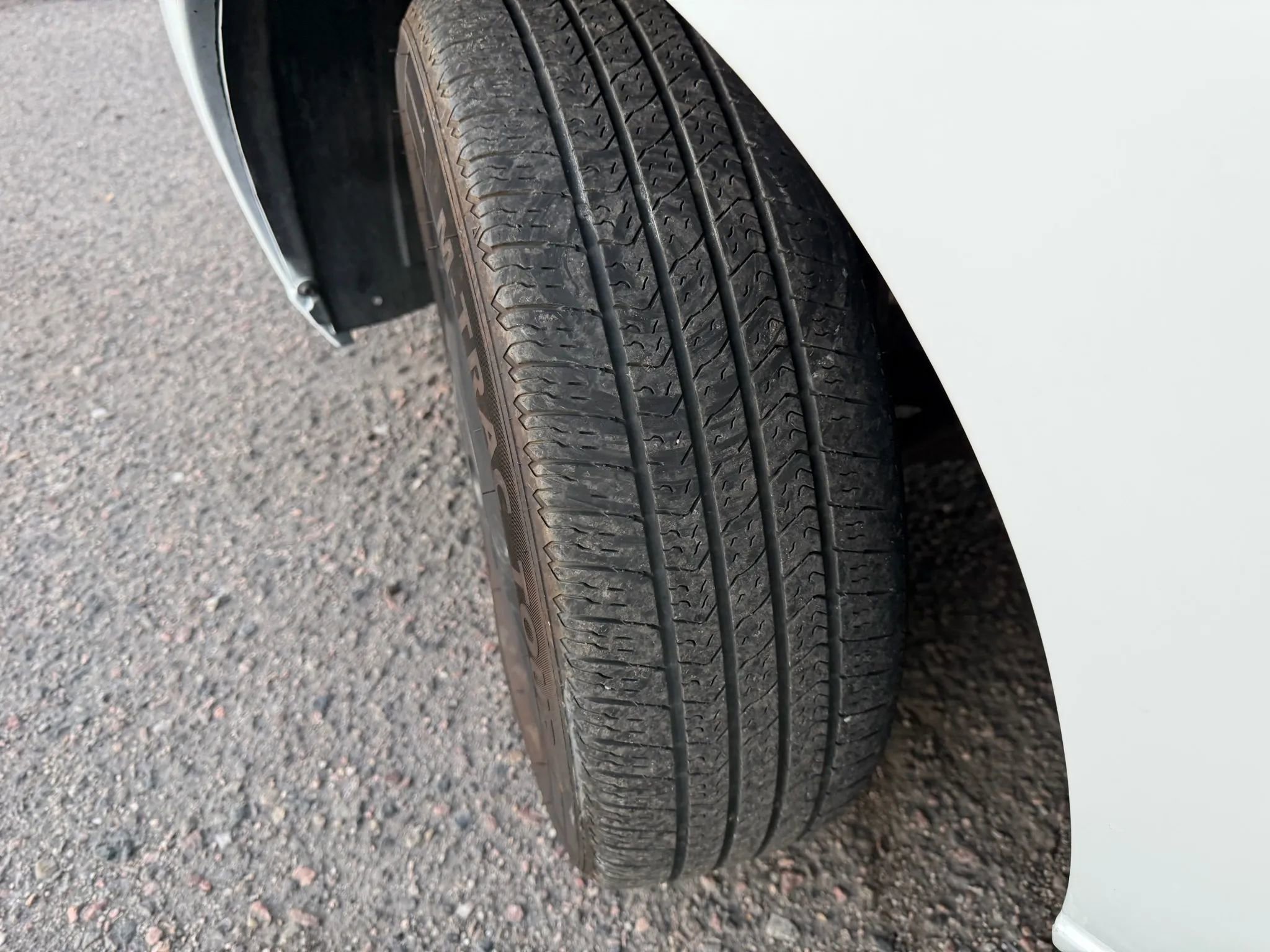 Used 2004 Ford Focus LX image 10