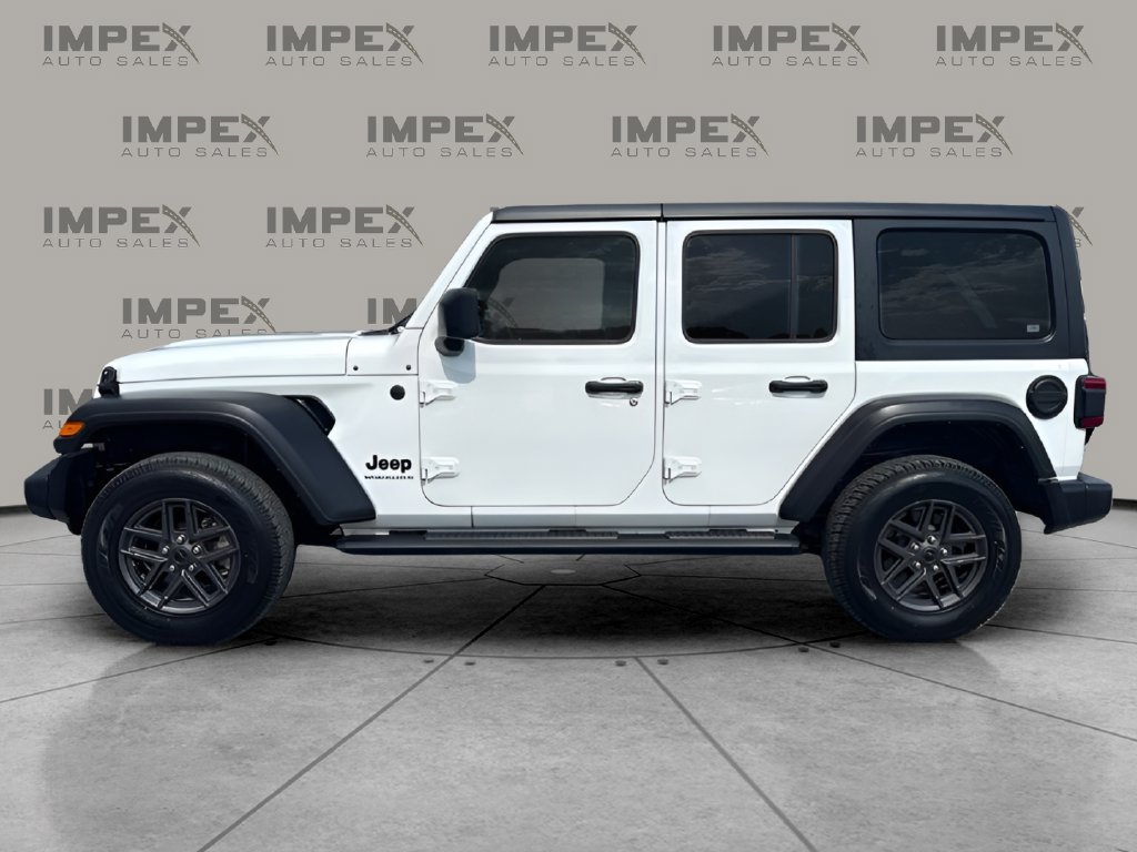 Used 2025 Jeep Wrangler Unlimited Sport AWD/4WD image 2