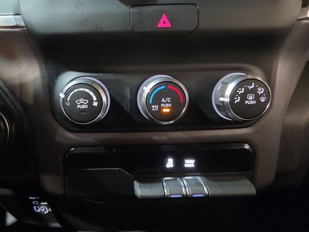 Used 2021 RAM 1500 Big Horn AWD/4WD image 16