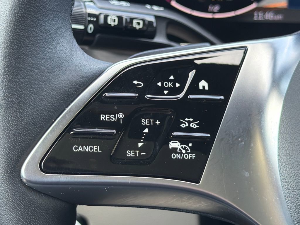 Used 2026 Mercedes-Benz GLC 300 image 21